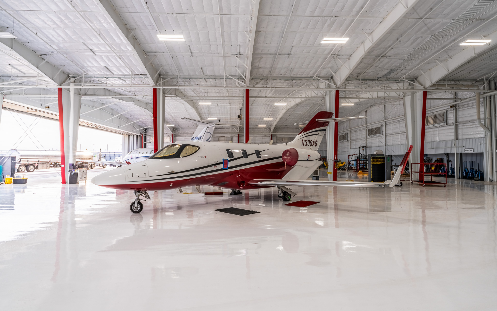 30,000 sq. ft. Hangar Renovation
