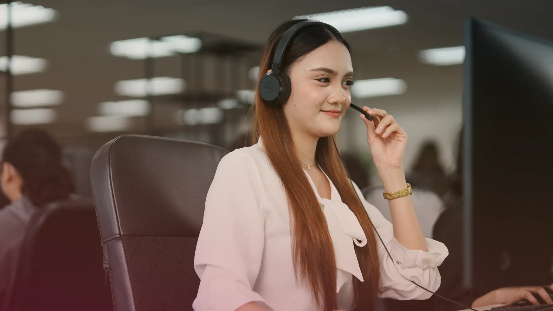 Customer Support Trends 2026: Why AI Systems Need Humans