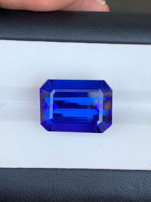 photo tanzanite