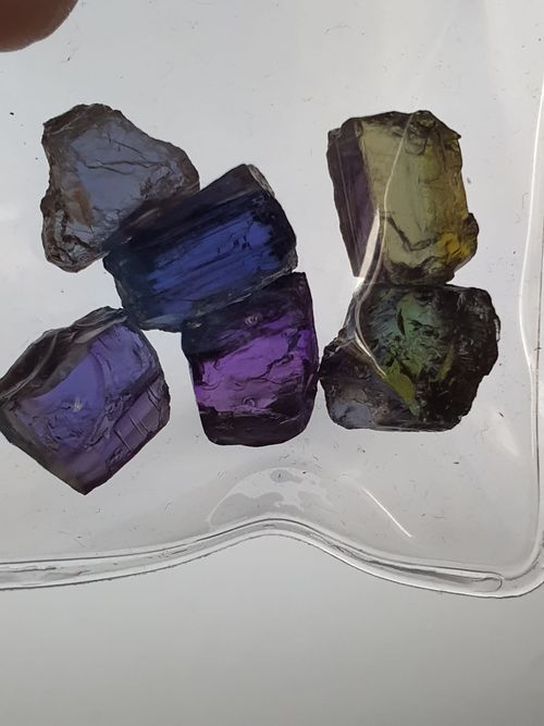Batch of rough tanzanites