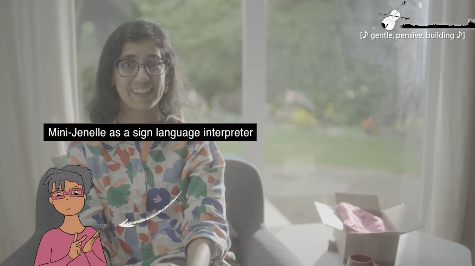 Saisie d’écran du projet de film Connect. Kanika est assise devant une fenêtre, tournée vers la caméra. Devant elle, une version animée de Jenelle, communiquant en ASL. Dans le coin supérieur droit se trouve une petite icône représentant un violon accompagné d’une onde sonore.