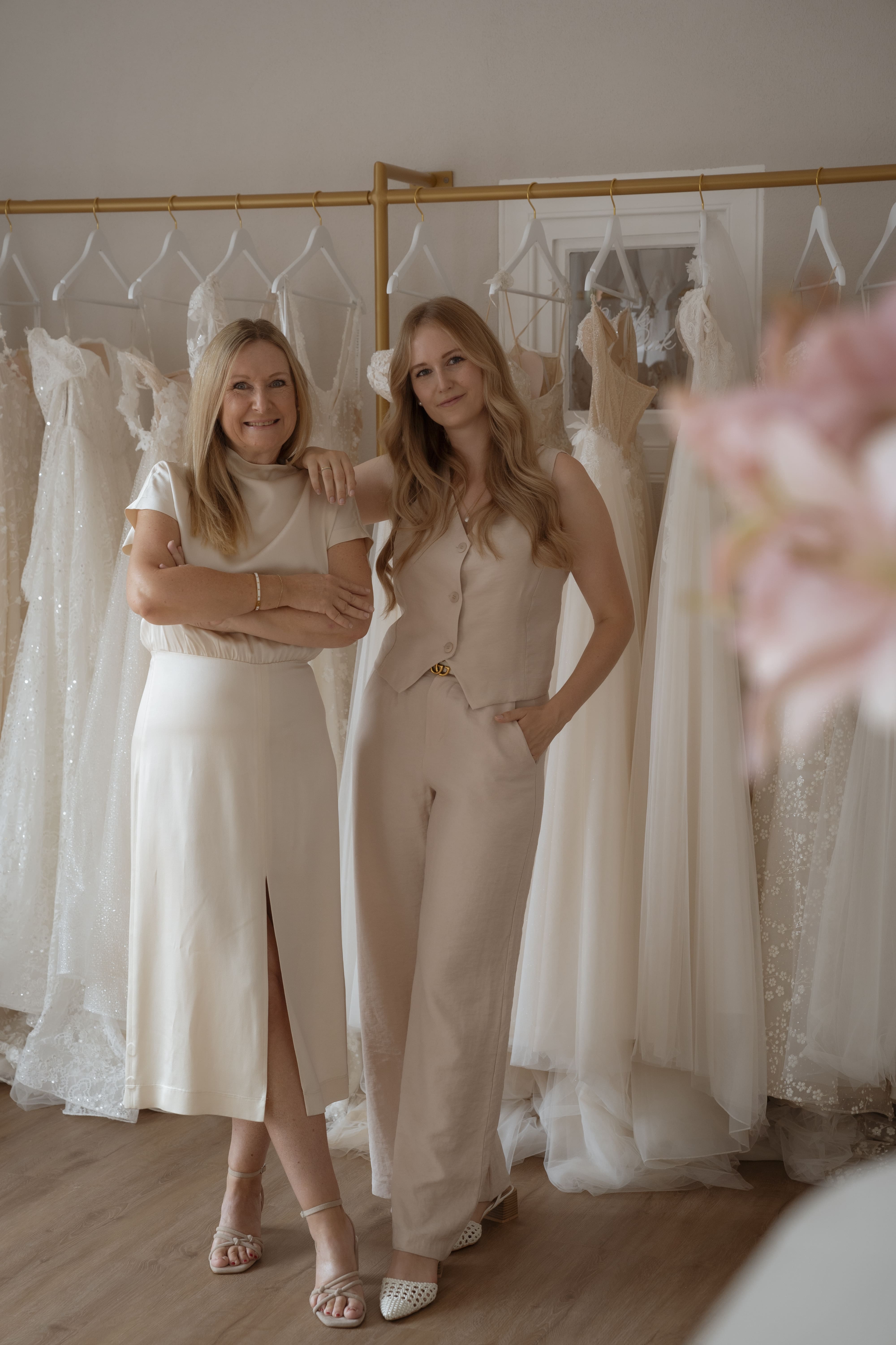 Bilder aus dem Laden von Ewig Dein Bridal Concept Boutique Gelnhausen