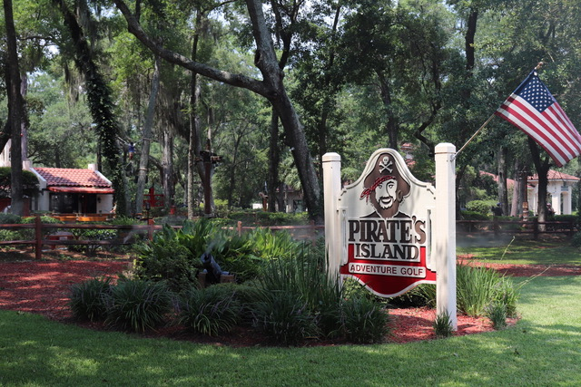 Putt Putt golf at Pirates Island