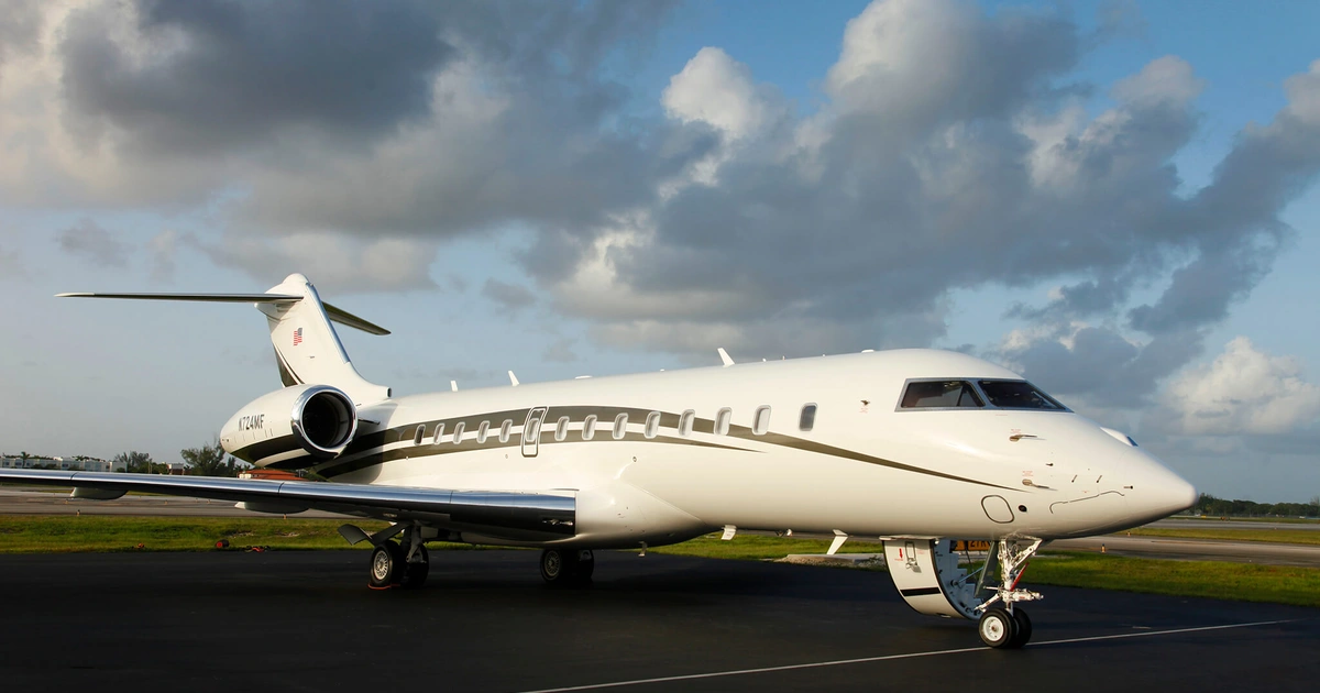 N724MF Global 5000