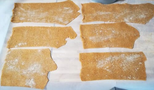 Fleurer le dessus de la pâte