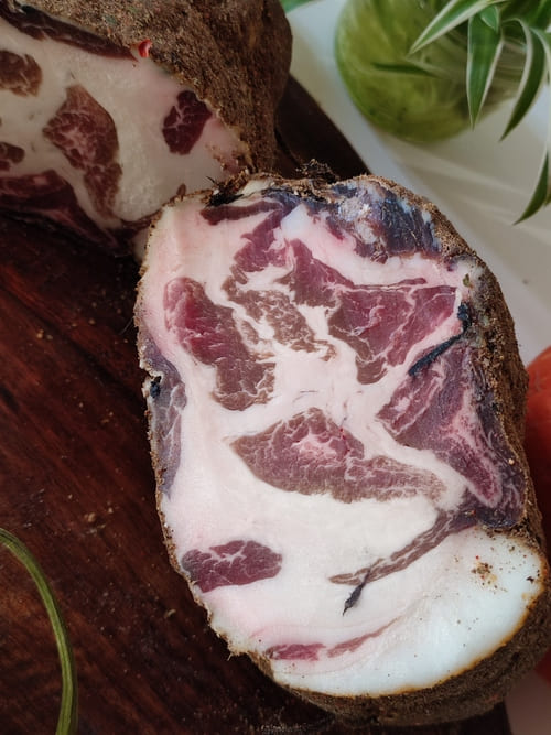 Echine de porc noir de Bigorre après 2 mois d'affinage