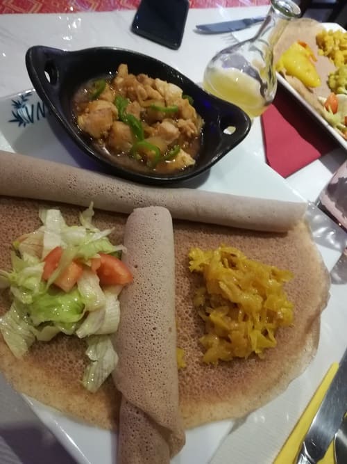 Injeria d'Ethiopie et sa garniture