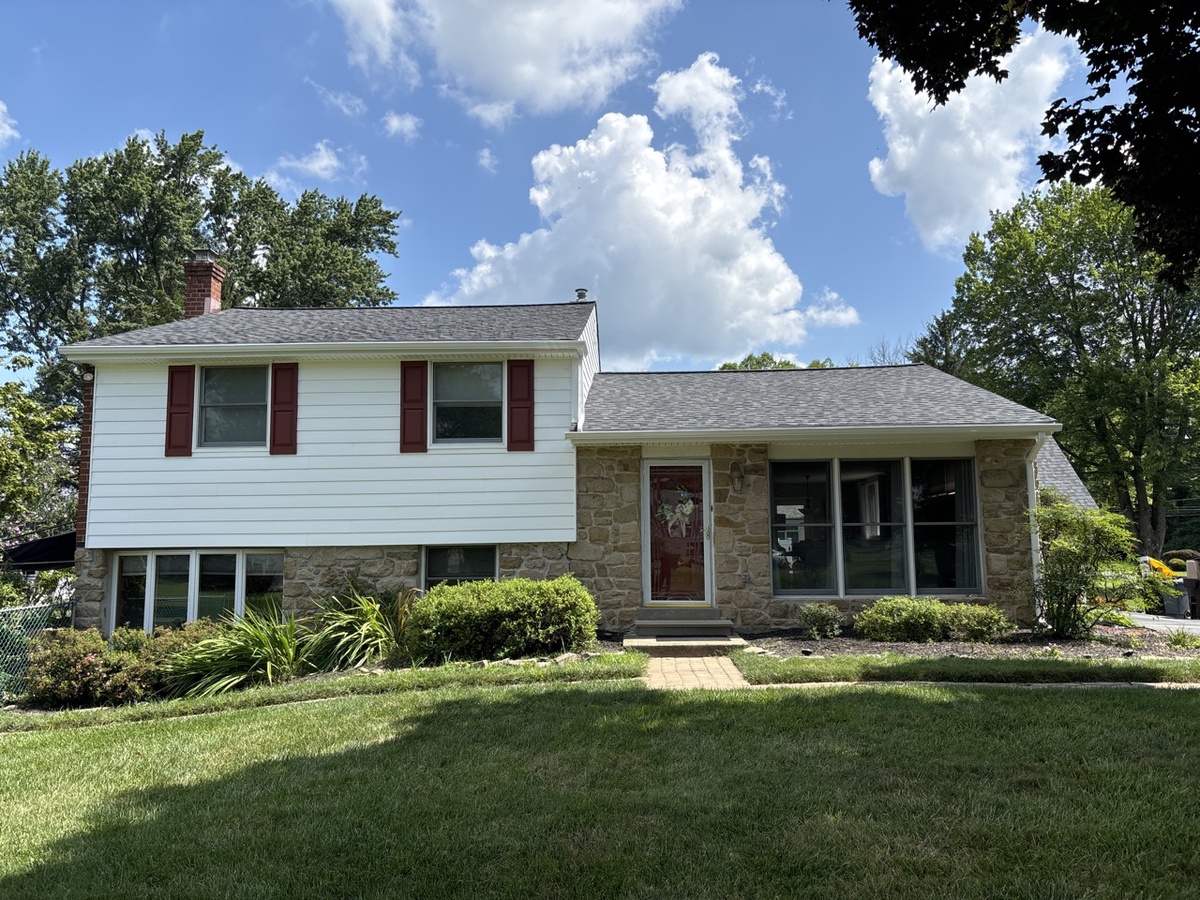Roofing, siding, windows, and doors from Impriano Roofing & Siding can help an established Fort Washington home feel more comfortable, protected, and well kept.
