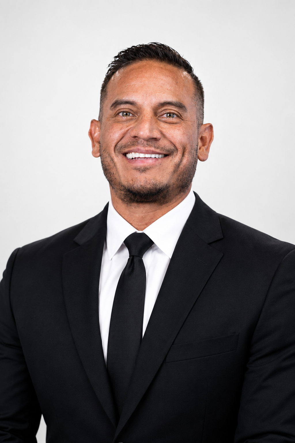 Dr. Steven Enriquez, D.C., Chiropractor at Global Chiropractic Tempe AZ