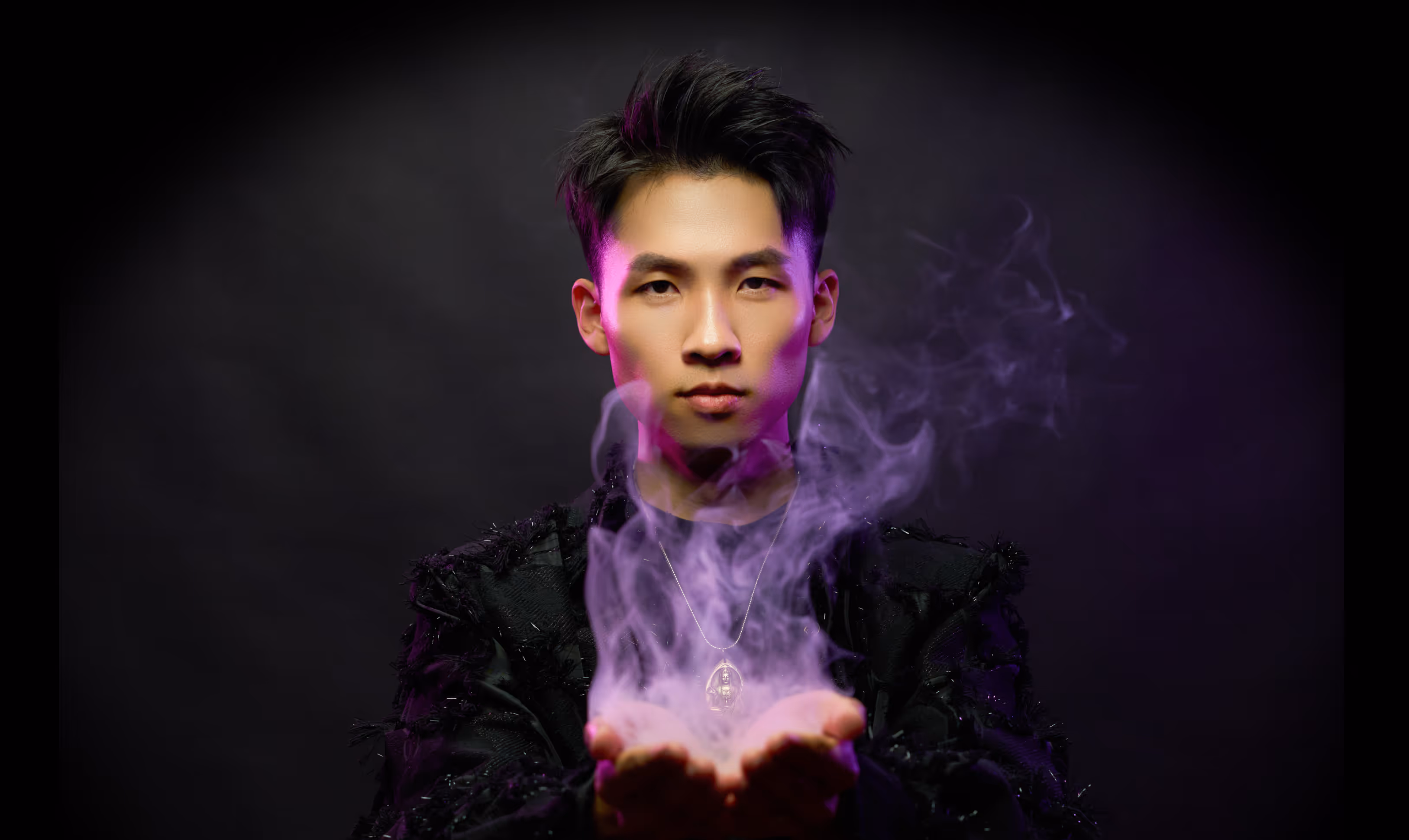 JIN LI:
PREMIER MAGICIAN IN OTTAWA
