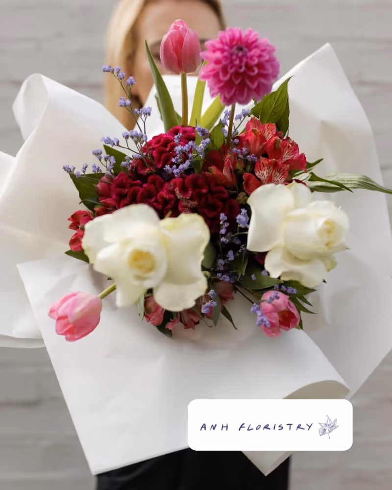 anh floristry bespoke bouquets Brand Image