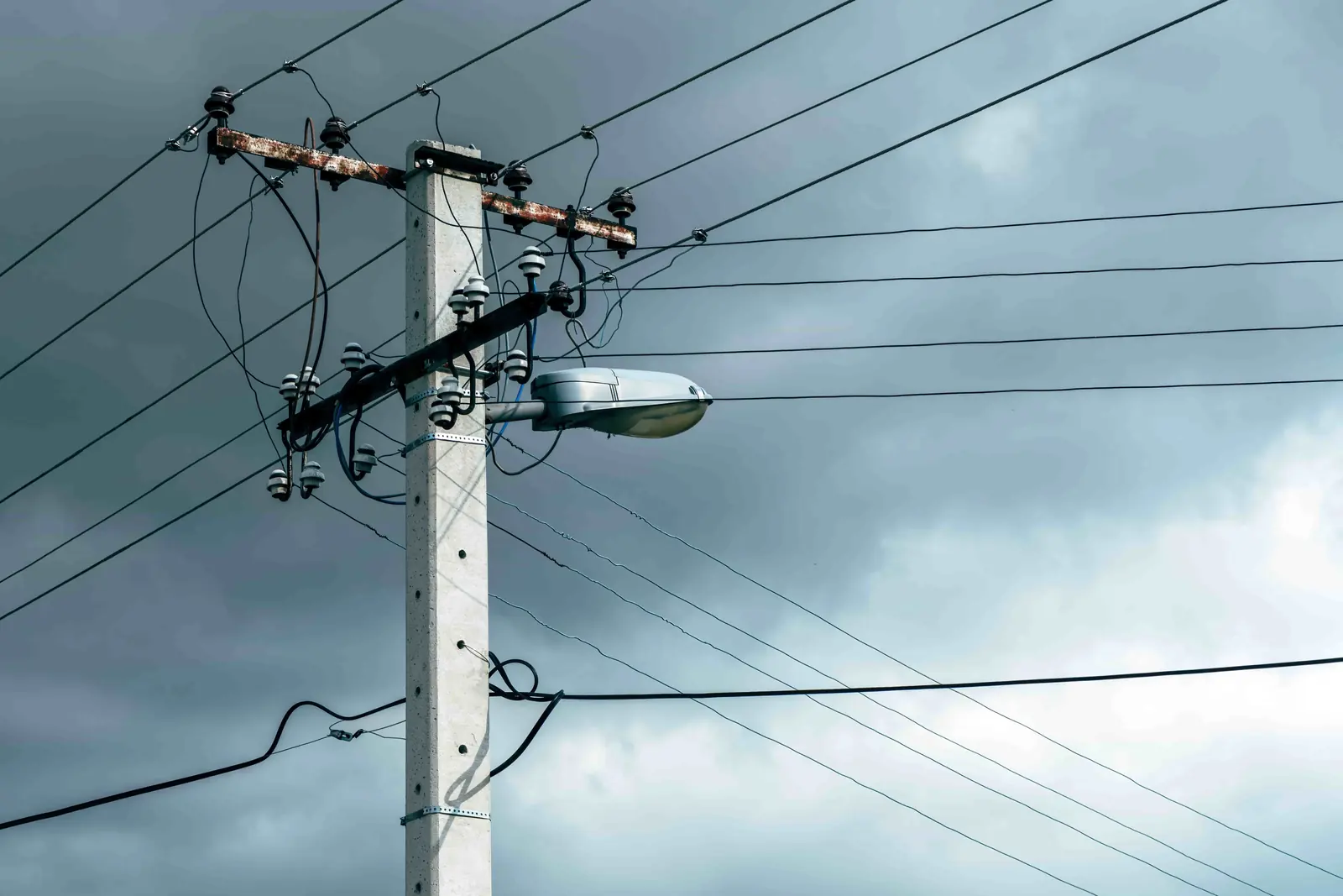 Utility storm response management system features