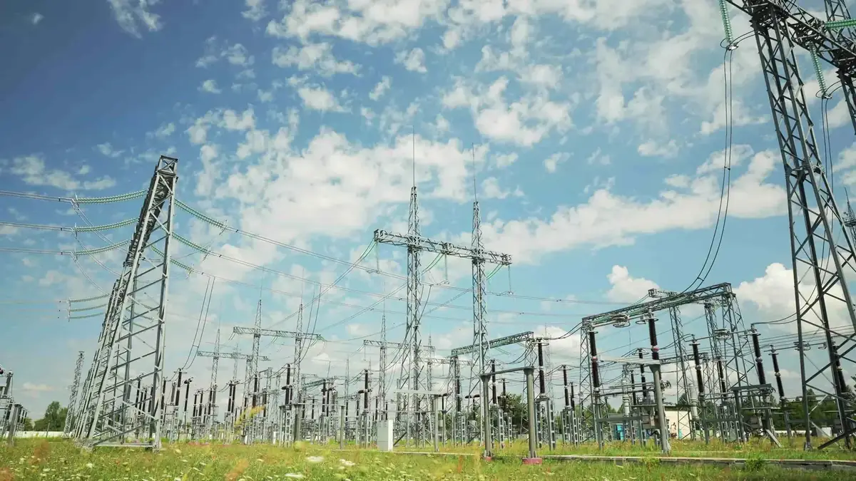 AI powers growth and resilience - infrastructure - KYRO AI