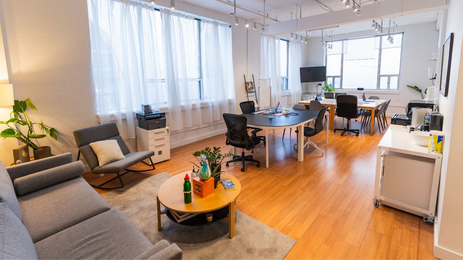 Toronto Creative Studio / Office / Meeting Space