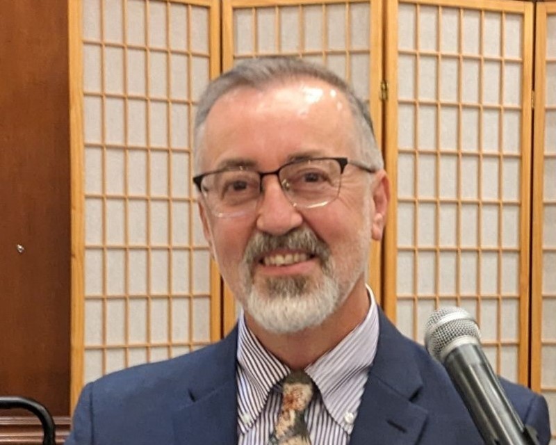 Sub-Grand Master José Salcedo at microphone
