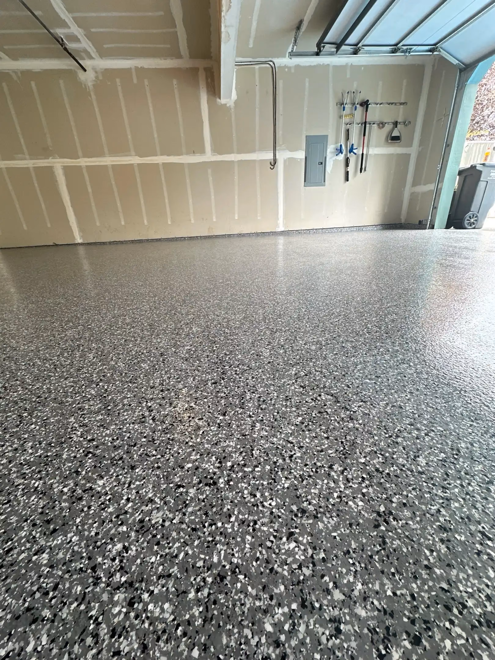 Epoxy Garage Floor Coating Everett Washington by Cascade Concrete Coatings Woodinville Penntek Coating Dealership