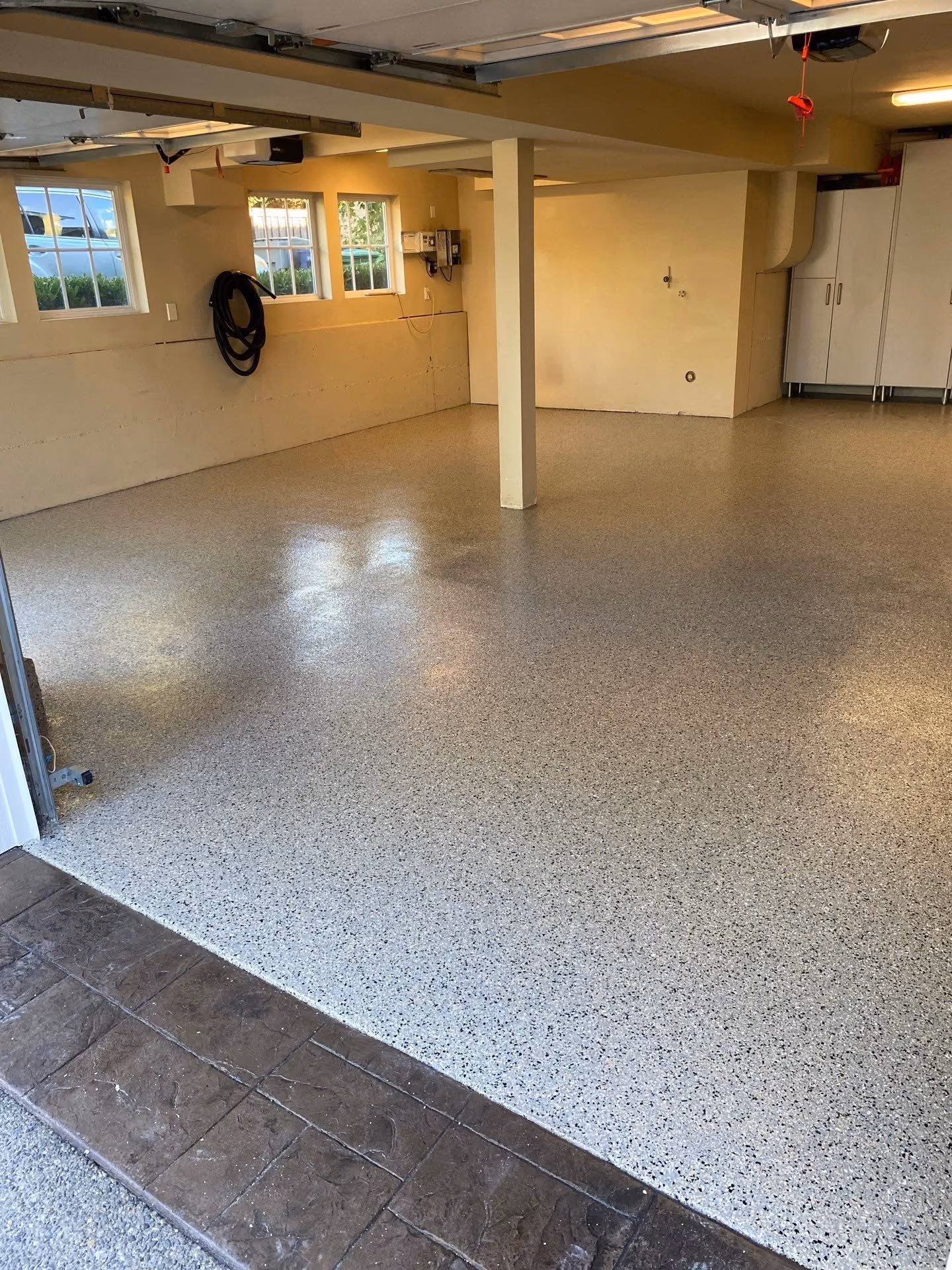 Mediterranean Evolution epoxy flake floor by Cascade Concrete Coatings