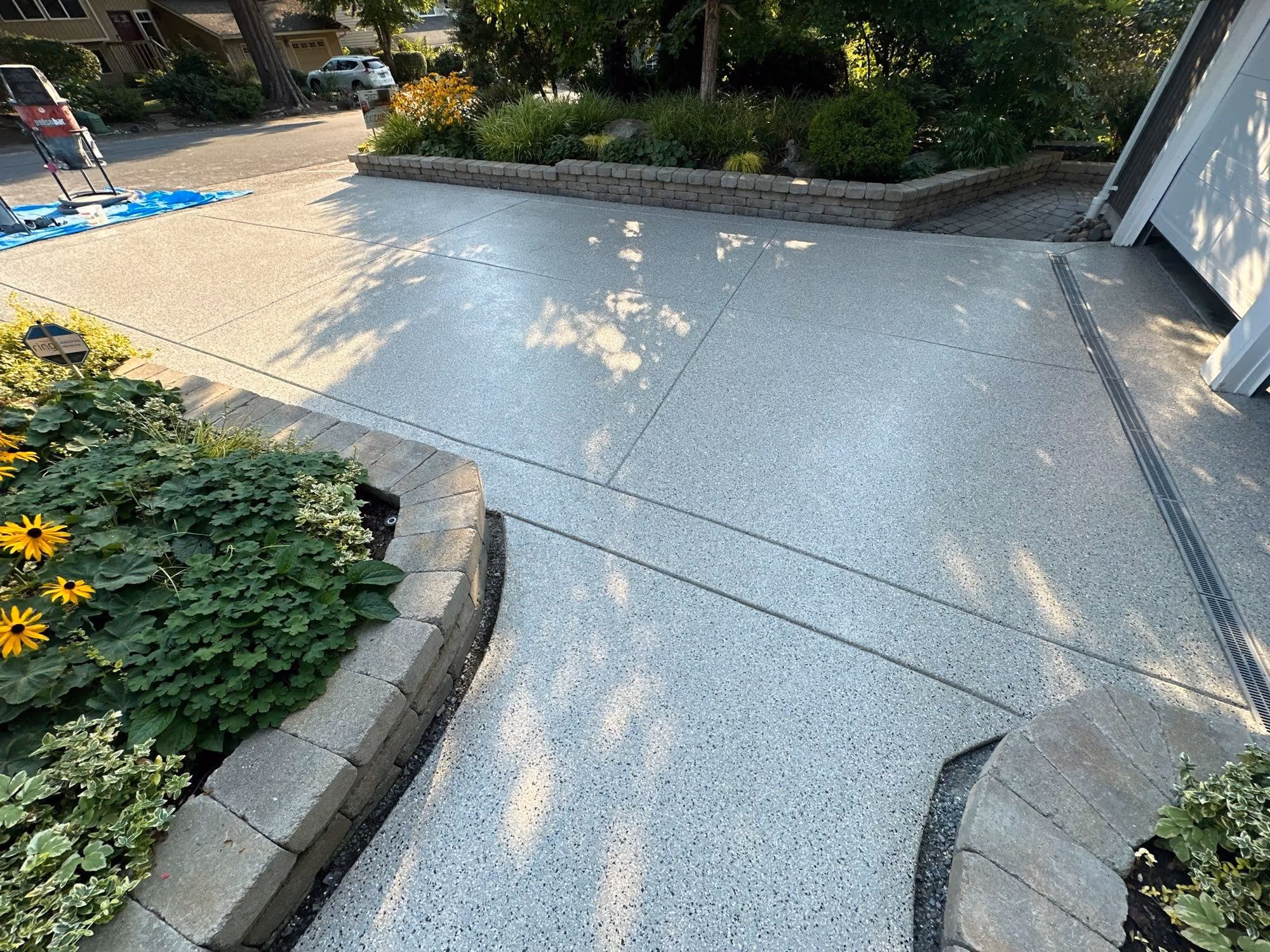 Mediterranean Evolution epoxy flake floor by Cascade Concrete Coatings