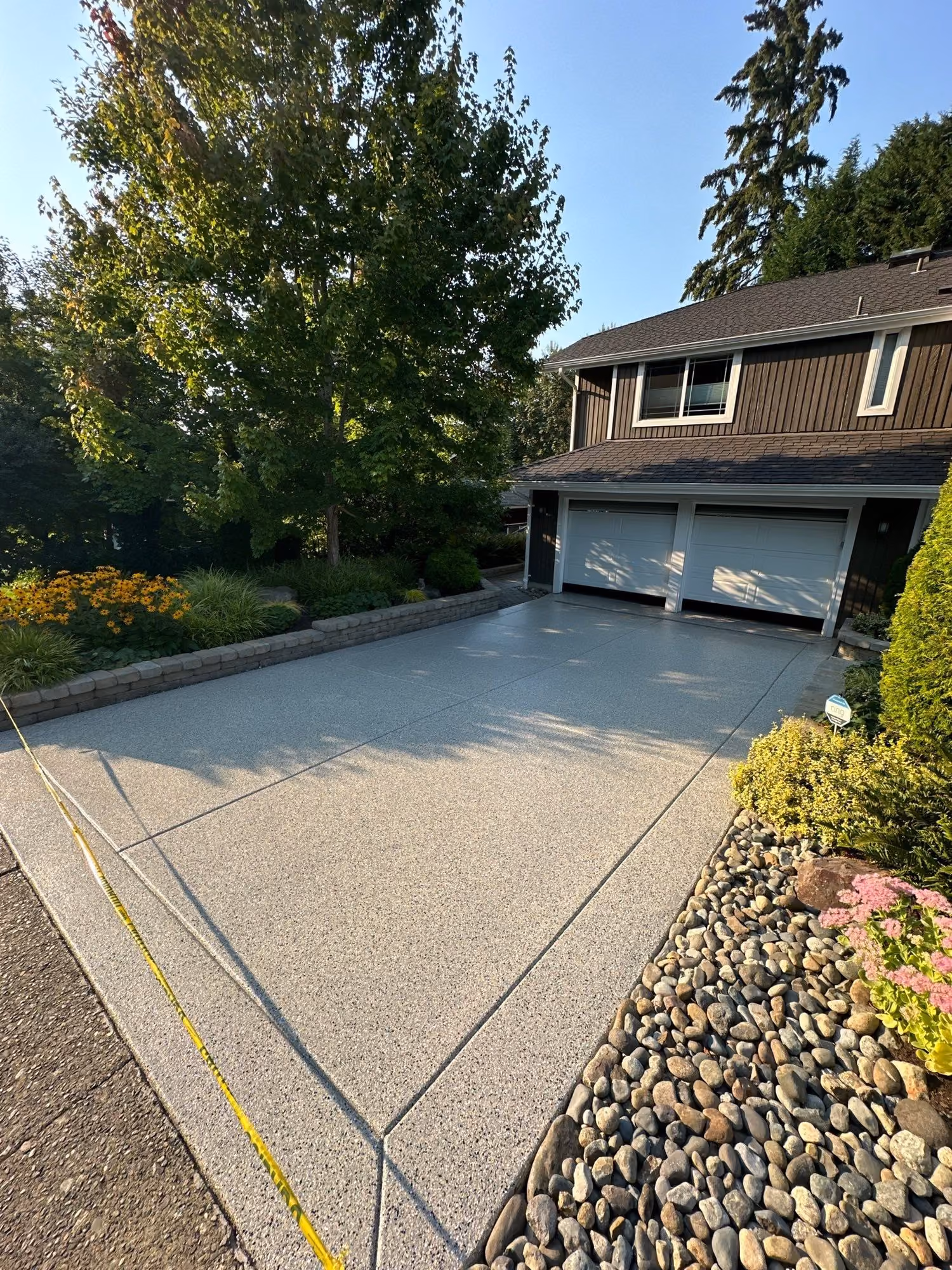 Mediterranean Evolution epoxy flake floor by Cascade Concrete Coatings