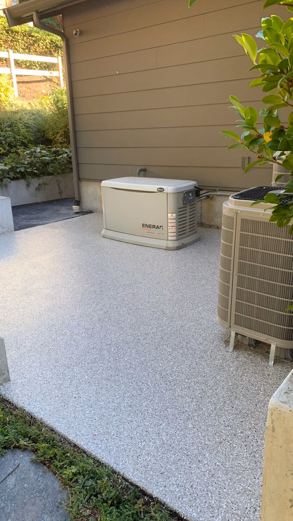 Pebble Beach Evolution epoxy flake floor by Cascade Concrete Coatings