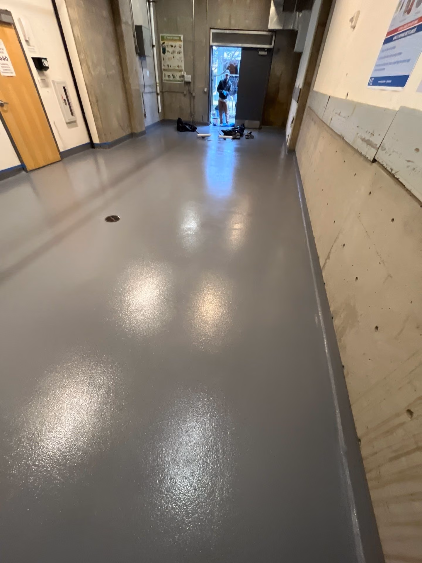 Solid Medium Grey epoxy floor by Cascade Concrete Coatings