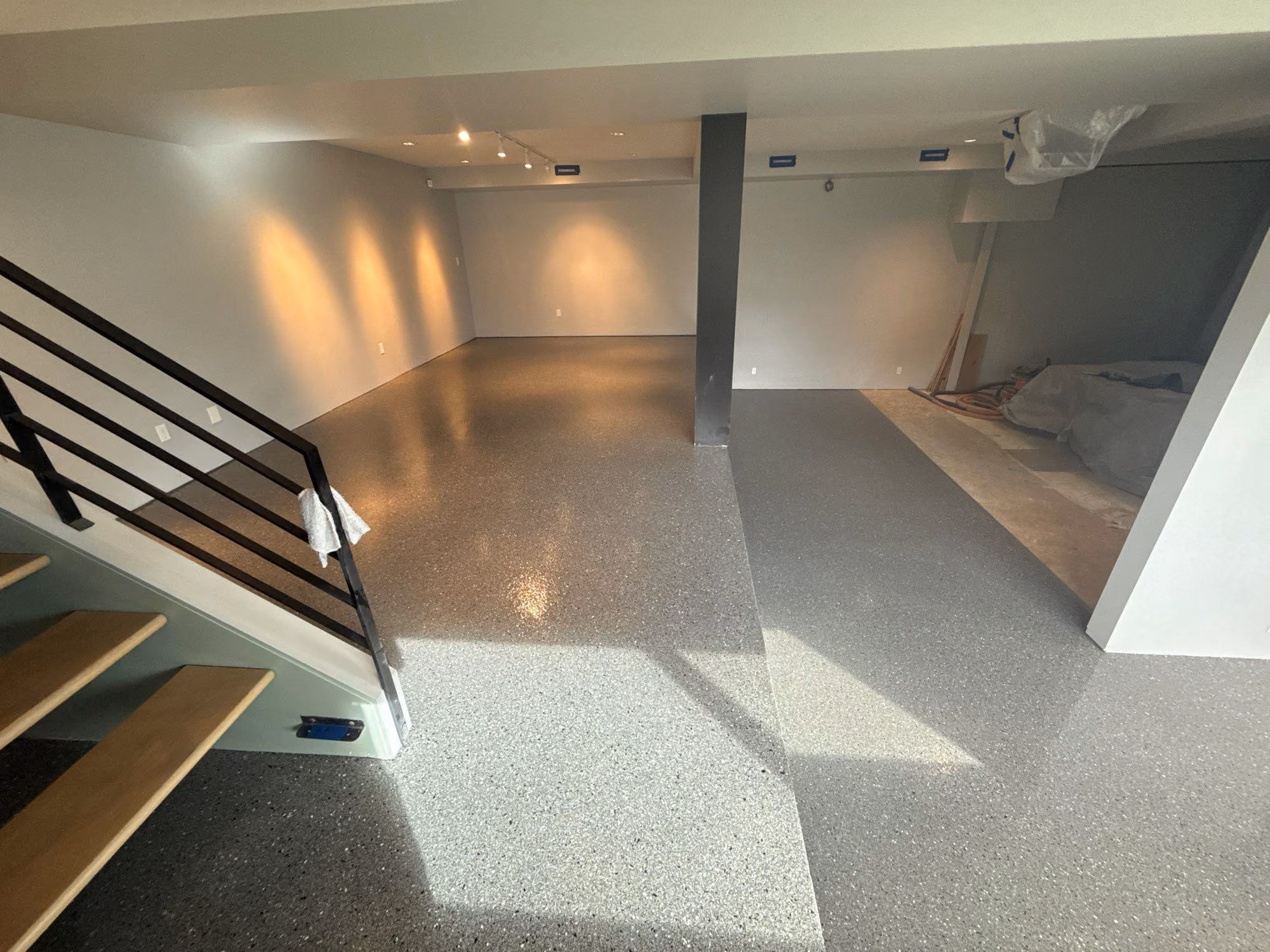 Slate Hybrid Terrazzo epoxy flake floor by Cascade Concrete Coatings