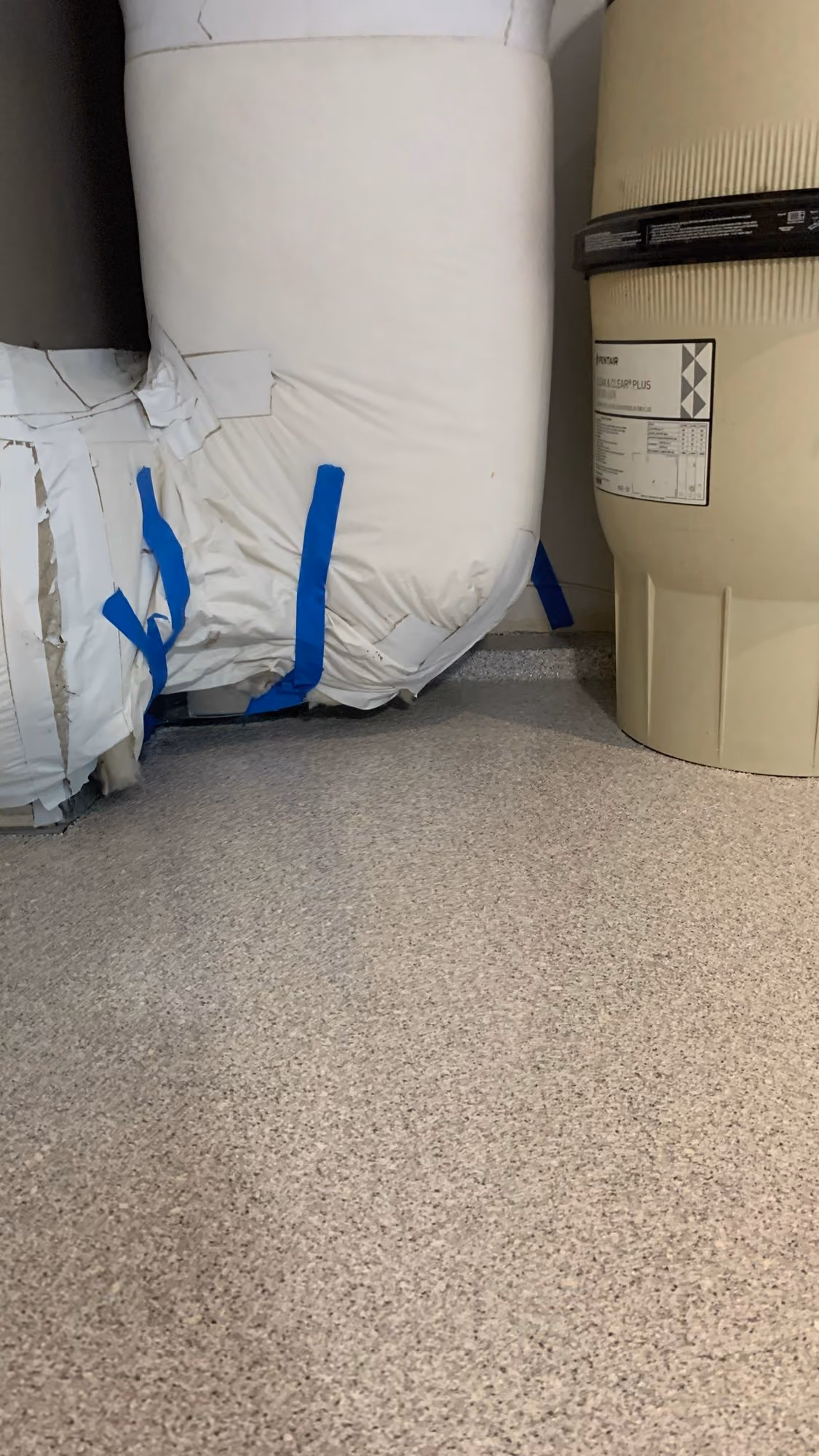 Limestone Hybrid Terrazzo epoxy flake floor by Cascade Concrete Coatings