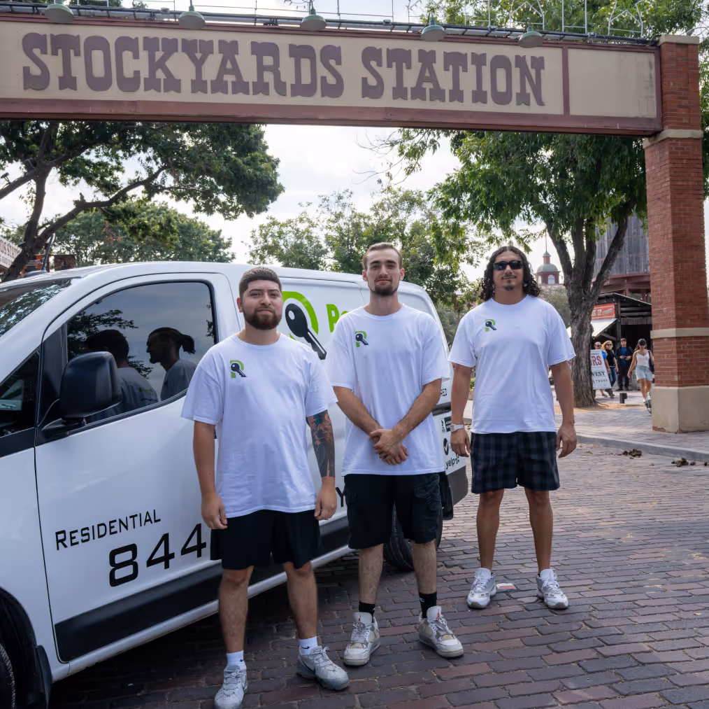 Lock key smith team 