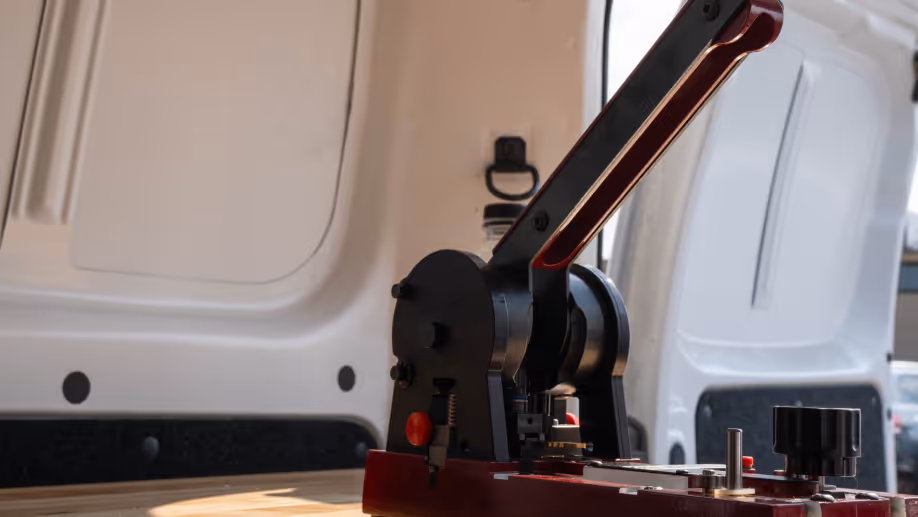 car key and locksmith