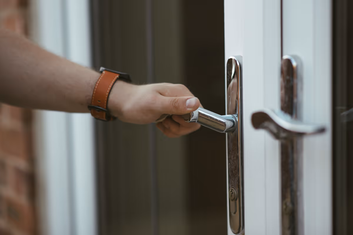 commercial locksmith
