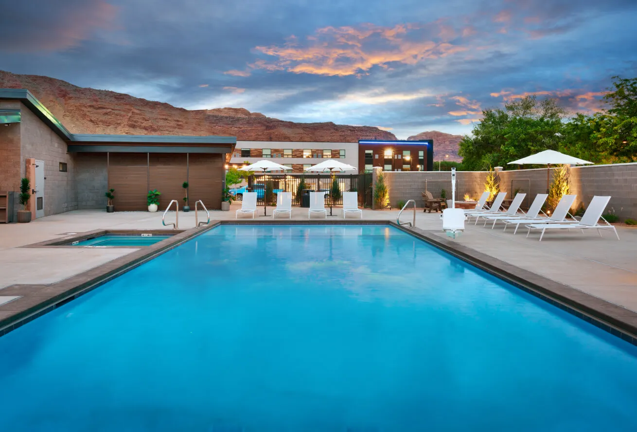 gravity haus moab hotel