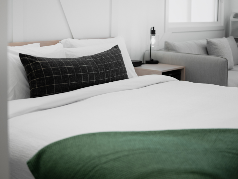 room for 4 in revelstoke