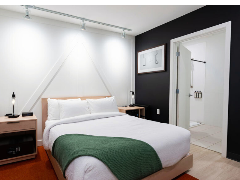 king size bed revelstoke hotel