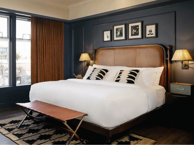 deluxe room revelstoke