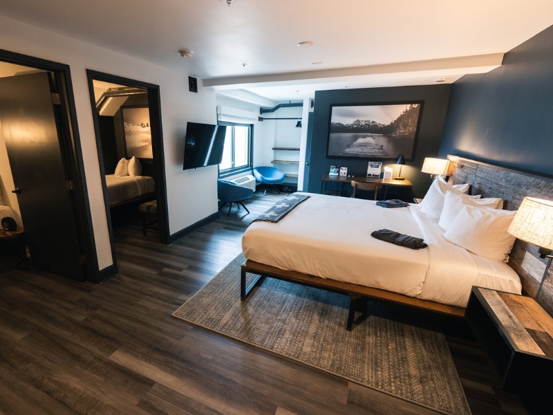 4 person suite in breckenridge