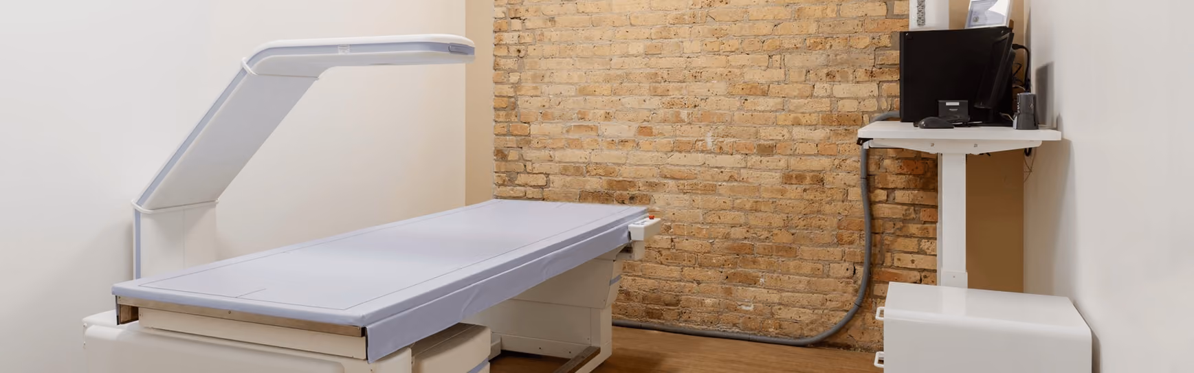 DEXA scan imaging equipment at SHIFT used to assess body composition with a longevity doctor in Chicago, IL
