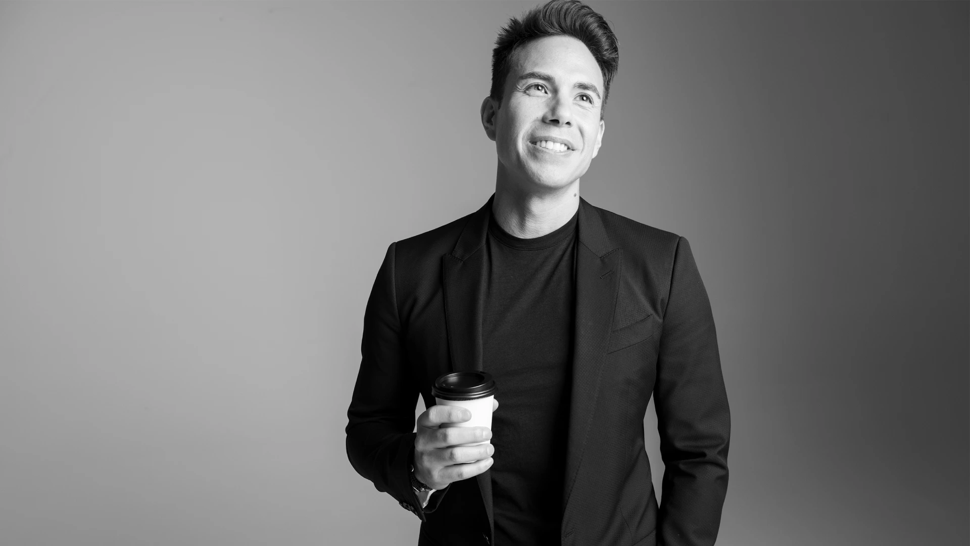 Apolo Ohno professional speaker portrait, leading inspirational speaker and former Olympic champion