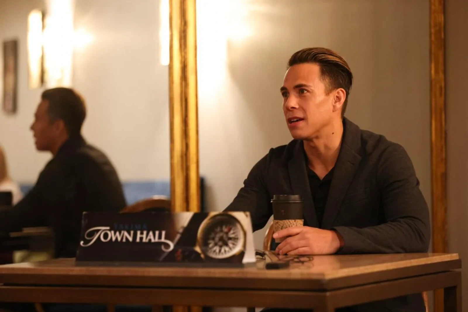 Motivational keynote by Apolo Ohno focusing on leadership and resilience.