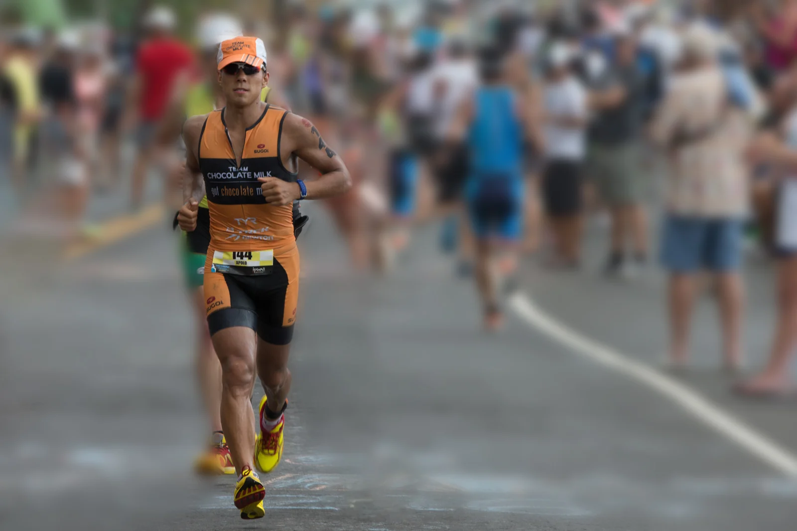 A visual representation of a brain with internal resistance or noise