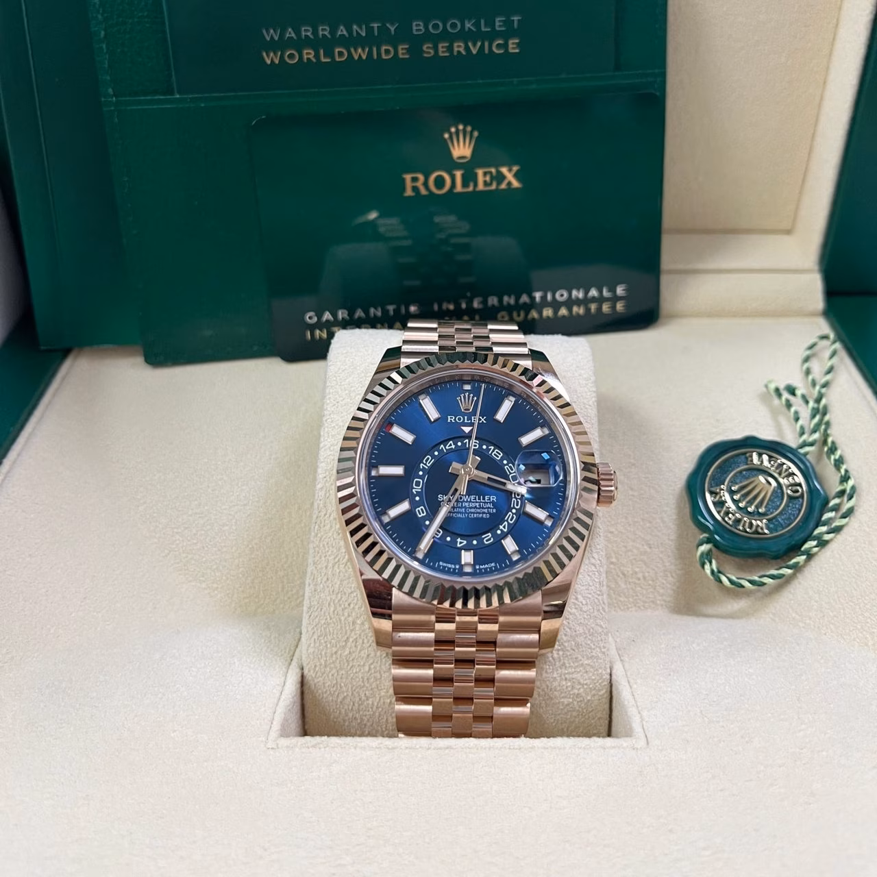 Rolex, Sky-Dweller Everose Gold, Jubilee