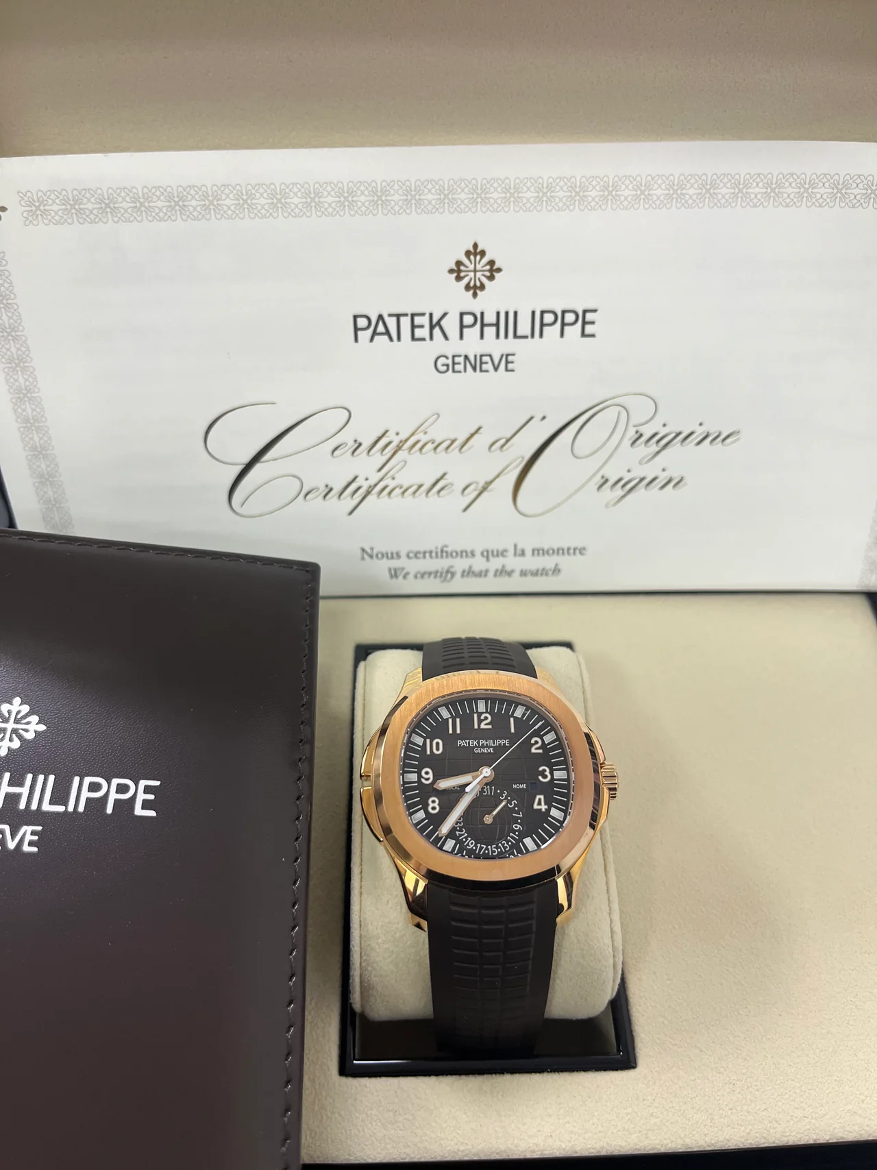 Patek Philippe Aquanaut - Travel Time