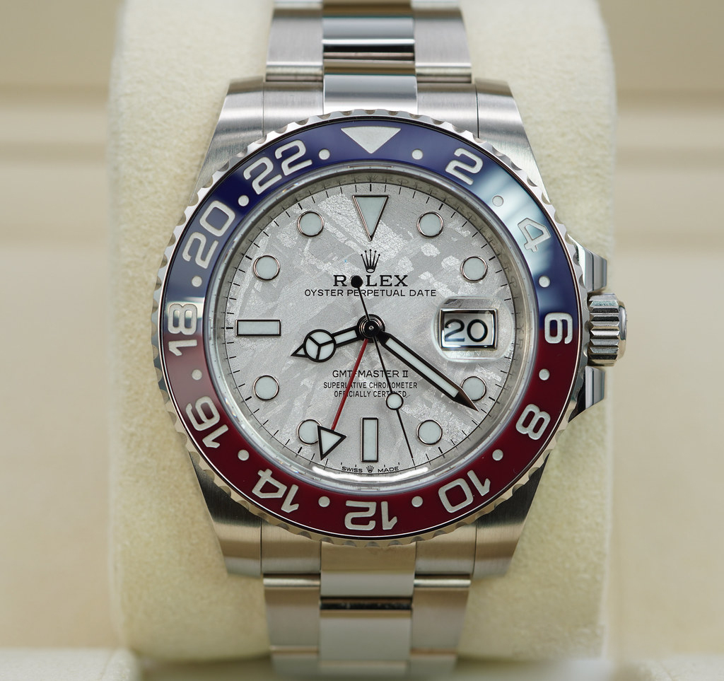 GMT Master II (Metorite Dial)