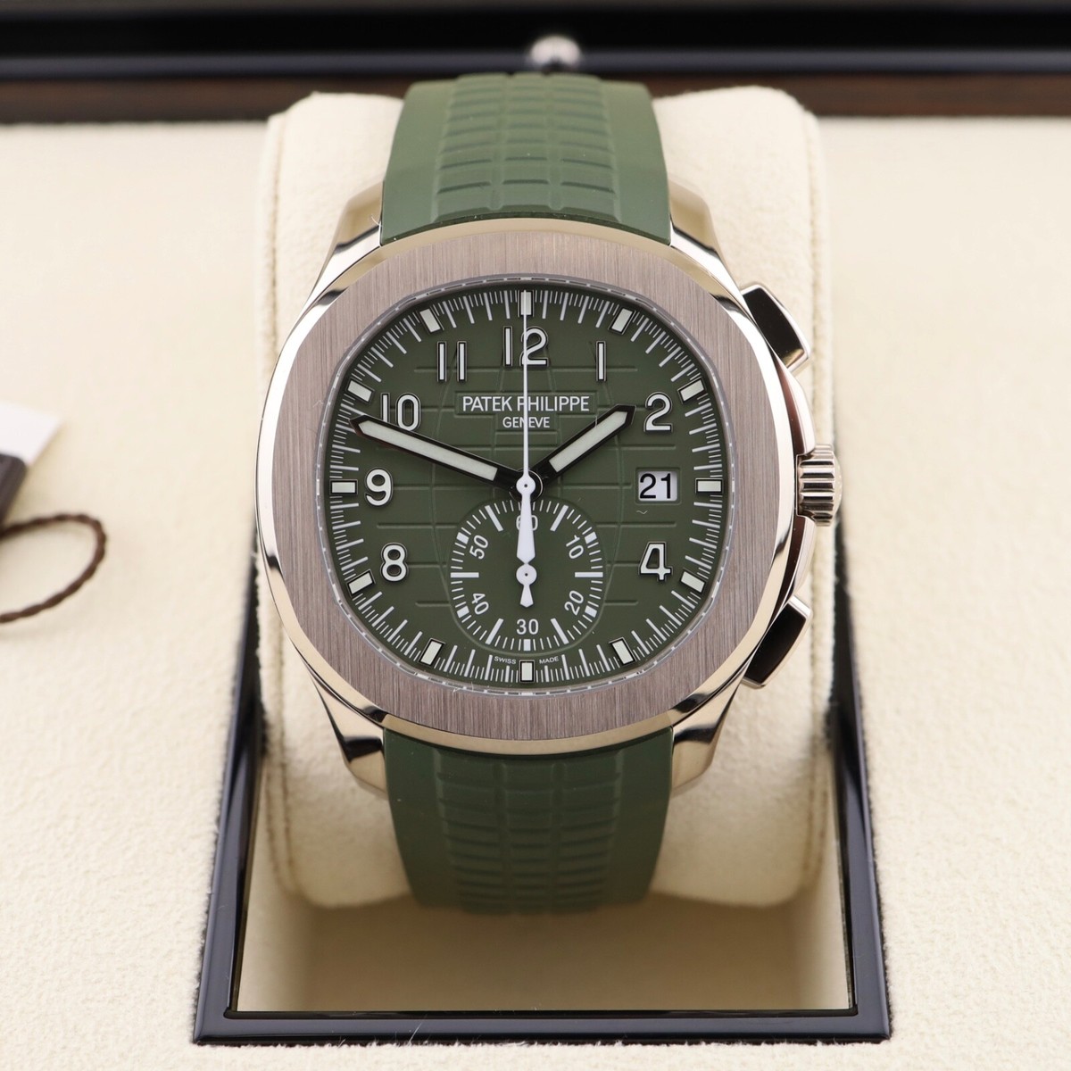 Patek Philippe Aquanaut Chronograph 5968G-010 (Khaki Green)