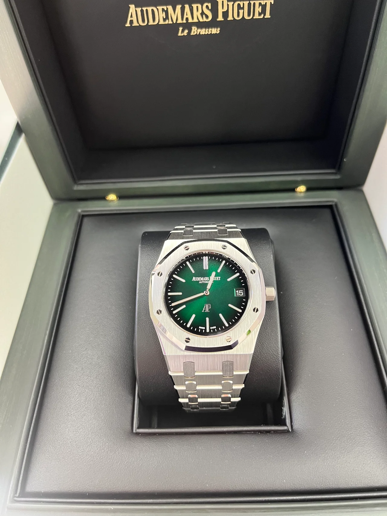 Royal Oak "Jumbo" Extra-Thin Platinum (Green Dial)