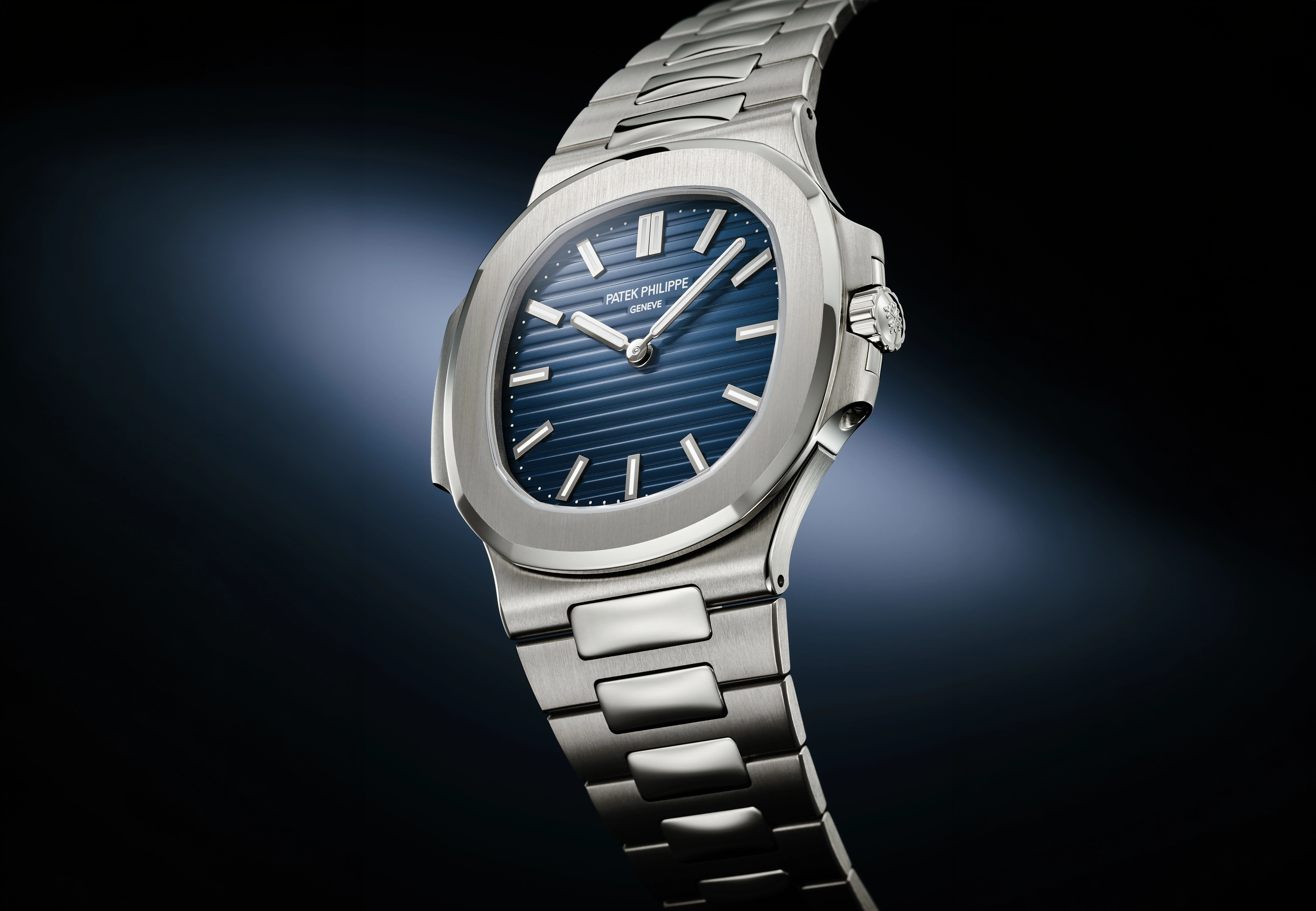 Patek Philippe Nautilus 50th Anniversary White Gold Bracelet (Ref. 5810/1G-001)