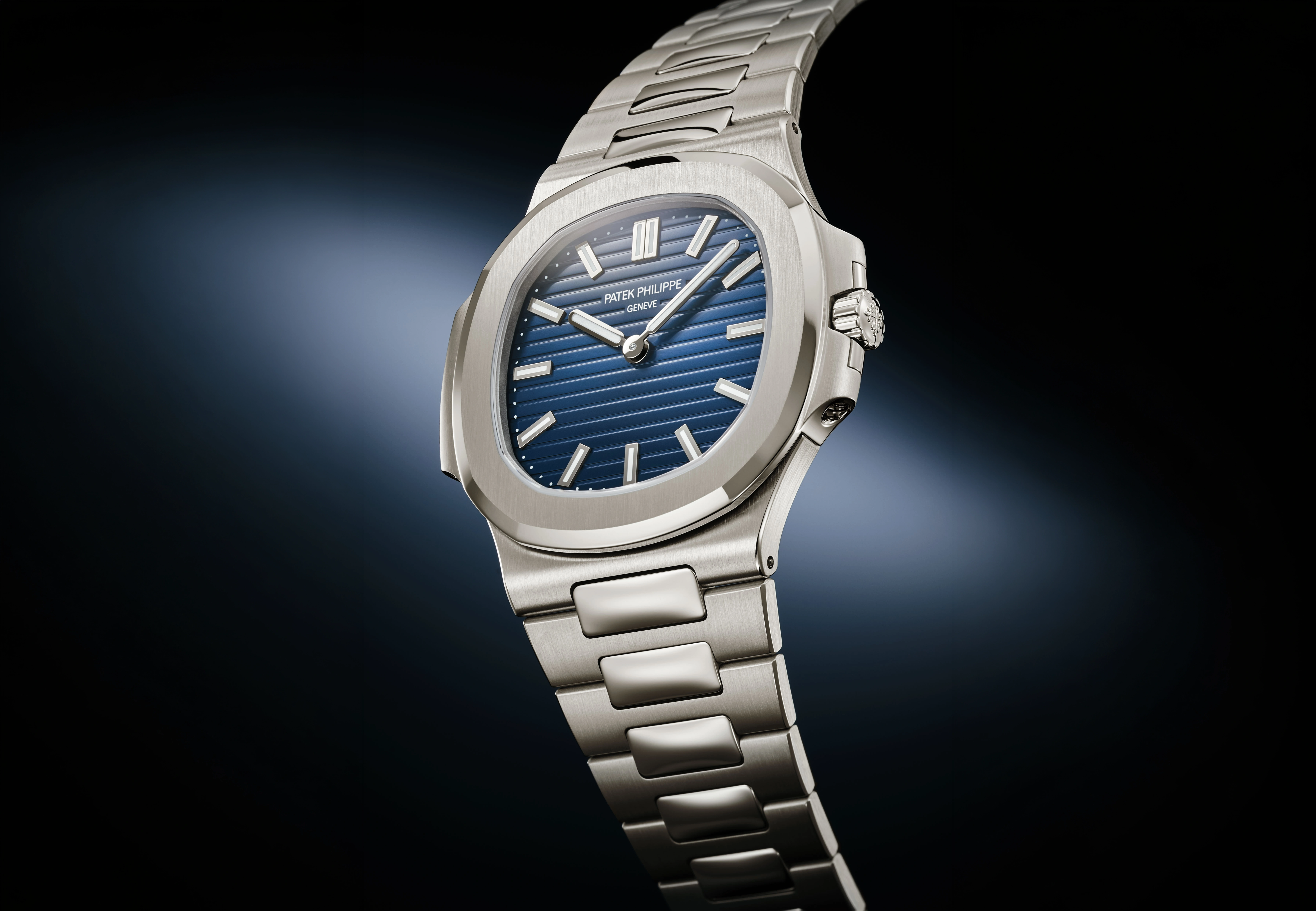Patek Philippe Nautilus 50th Anniversary Platinum 38mm (Ref. 5610/1P-001)
