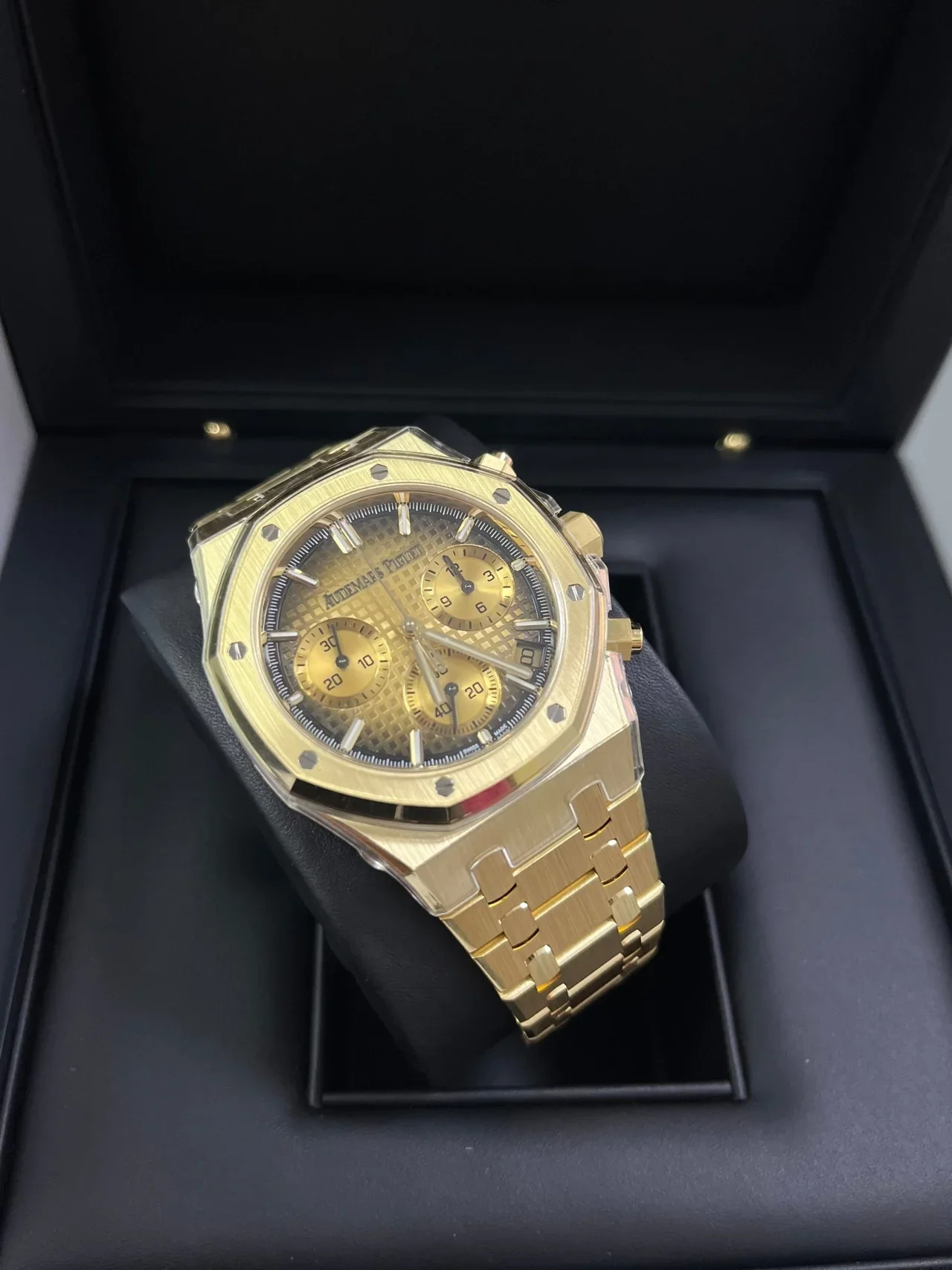 Audemars Piguet Royal Oak Chronograph Yellow Gold Smoked Champagne Dial 26240BA.OO.1320BA.02