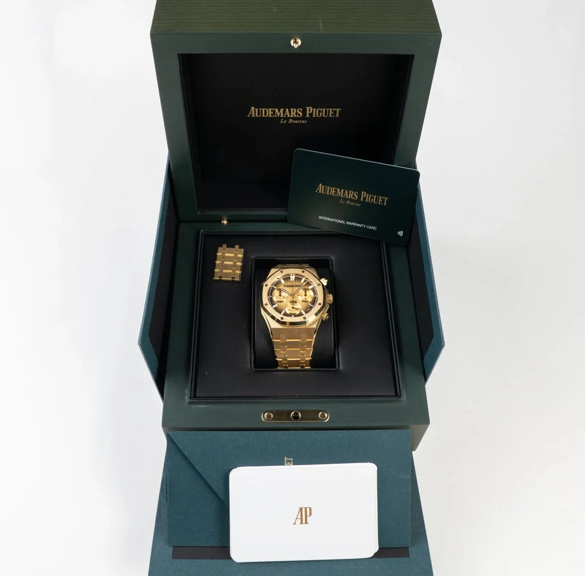 Audemars Piguet Royal Oak Chronograph Yellow Gold Smoked Champagne dial