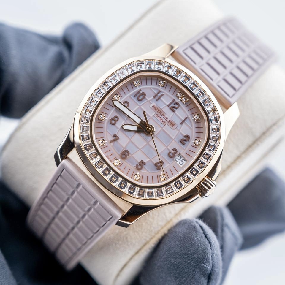 Patek Philippe Aquanaut Luce Haute Joaillerie 5072R-001