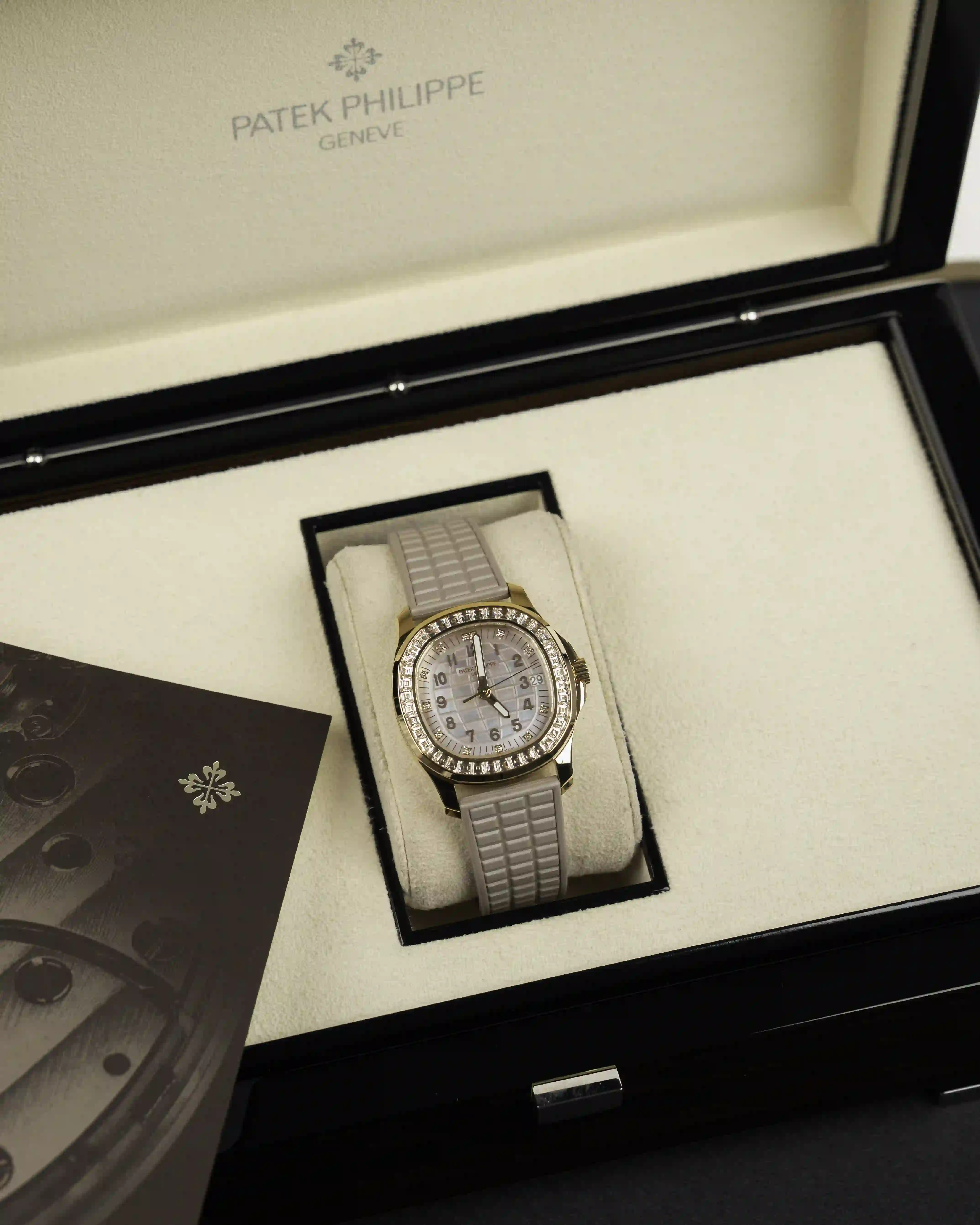 Patek Philippe Aquanaut Luce Haute Joaillerie 5072R-001